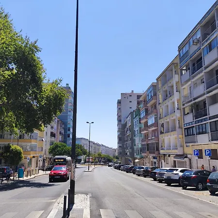 Apartamento, Com 3 Quartos Penha De Franca 4* Lissabon