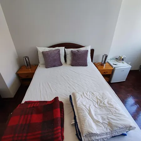 Apartamento, Com 3 Quartos Penha De Franca Lissabon