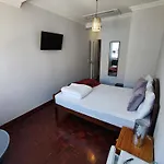 Apartamento Apartamento, Com 3 Quartos Penha De Franca Lisboa